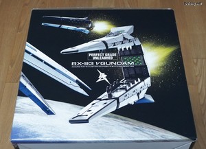 PG Unleashed Nu Gundam - 박스 외부 모습 가로x세로x높이가 37*59.5*38 cm 로서, HY2M을 제외한 건프라 중에선 최대 볼륨입니다. (5/6)